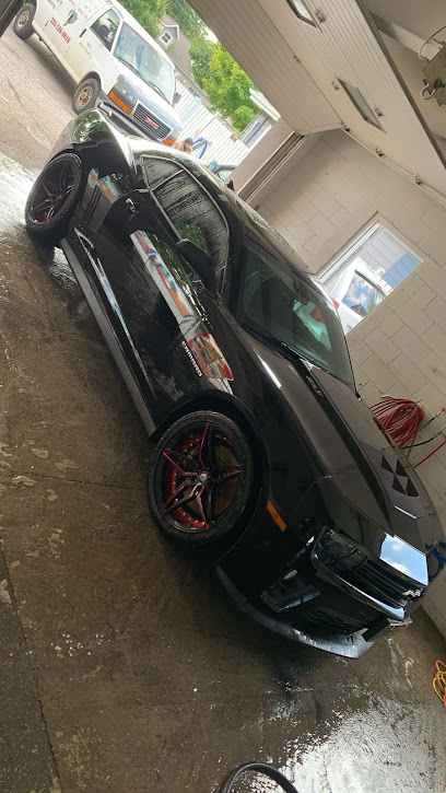 A One car wash. (A1 and MOUD'S) - Windsor 1 AF1QipOfcZ kjjp6grY o3bwnDPiFQmK4SEBJ 33GmDEw408 h725 k no